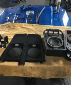 VF HSV Maloo SSV SS Holden Commodore ute rear speakers and amp.