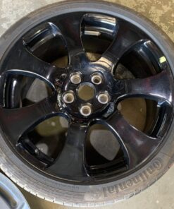 VF HSV 20×8.5 spare wheel and 255/35/20 Continental tyre